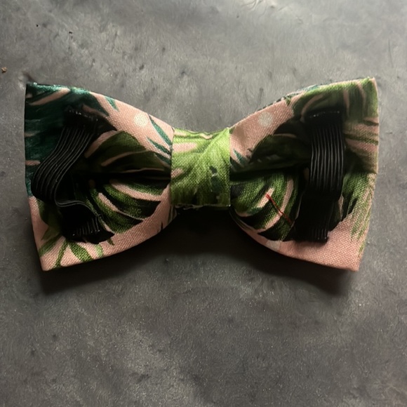 Tropical Pink and Green Bow Tie for Pet - Picture 2 of 5